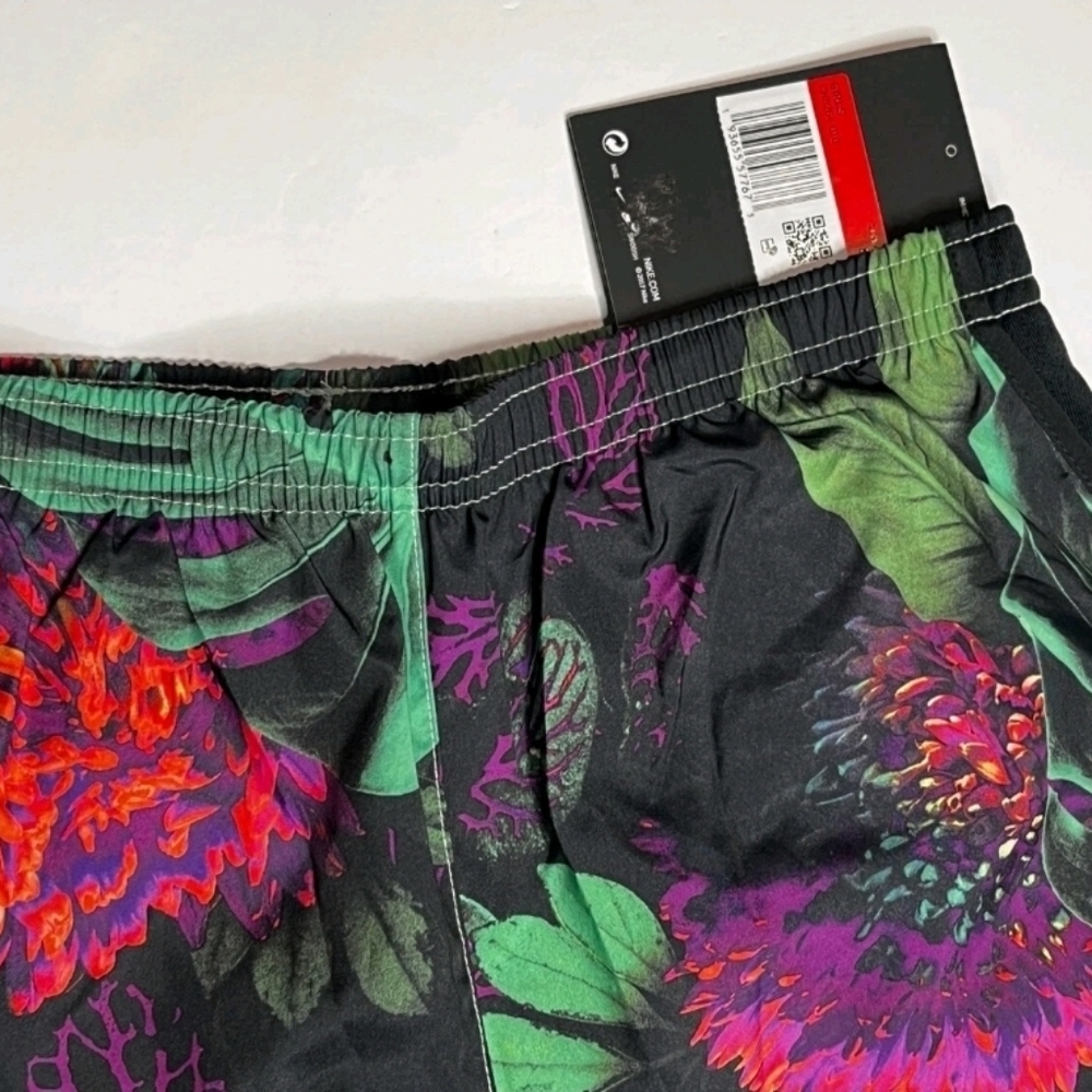 Nike Girls Small Running Shorts Floral Multi Color Dri-Fit NWT 102025 - Picture 4 of 10